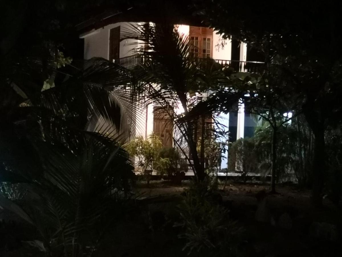 Rock Pool Residence Tangalle Buitenkant foto