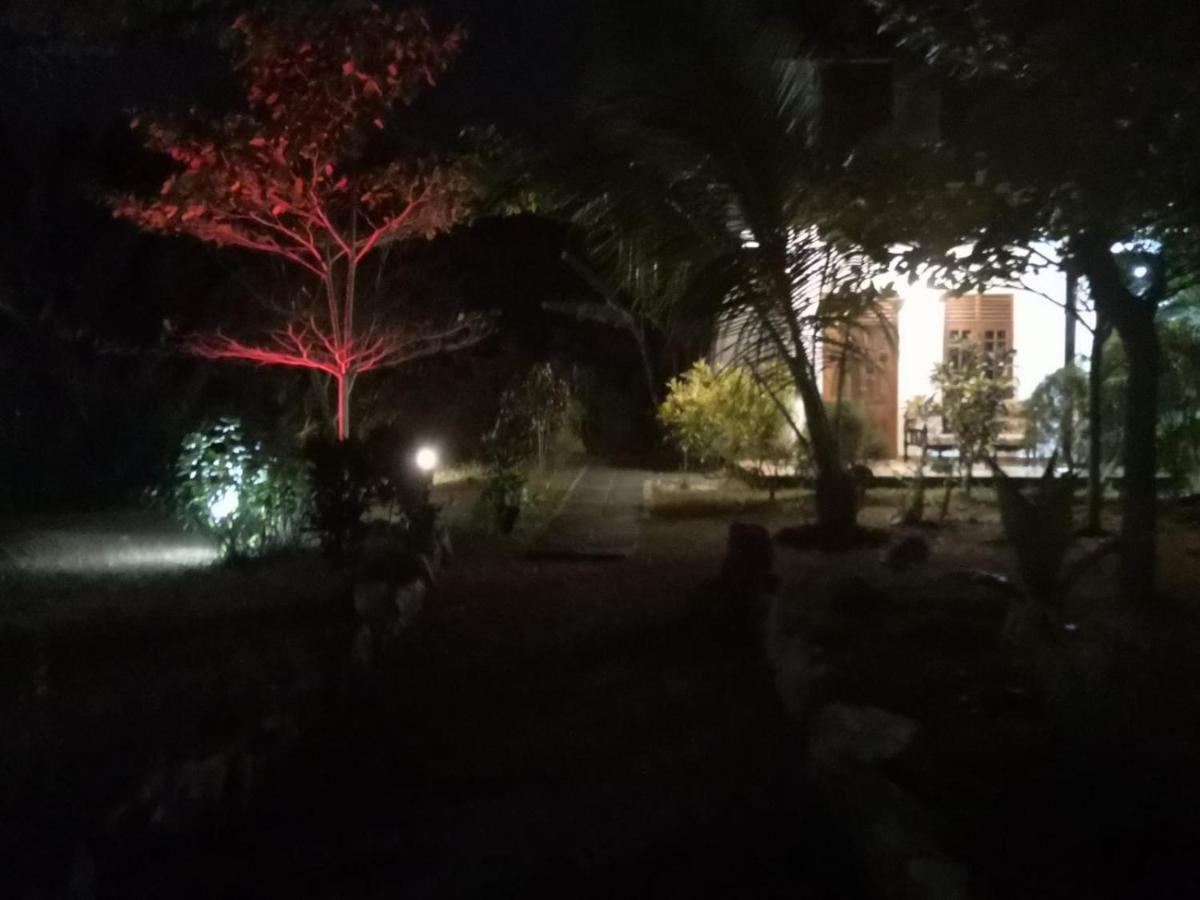 Rock Pool Residence Tangalle Buitenkant foto